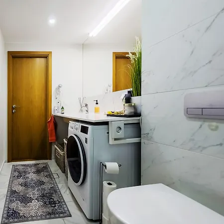 Sunny Balcony By Rotermann Apts Таллин